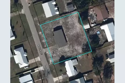 1607 Marvin Ave, Port Saint Joe, FL 32456 - Photo 2
