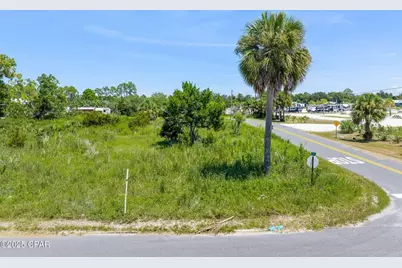 2411 Victoria Ave, Port Saint Joe, FL 32456 - Photo 10