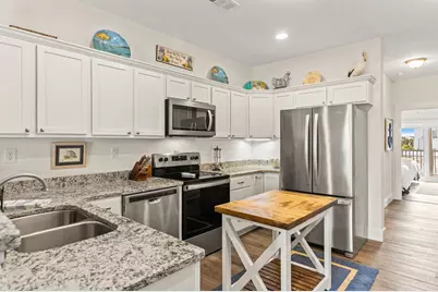 109 S 38th St, Mexico Beach, FL 32456 - Photo 10