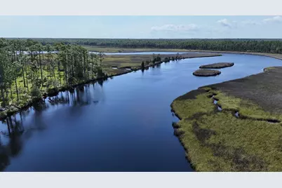340 Jay Jay Way, Carrabelle, FL 32322 - Photo 6