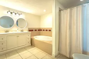 110 14th St, Apalachicola, FL 32320 - Photo 12