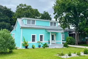 110 14th St, Apalachicola, FL 32320 - Photo 1
