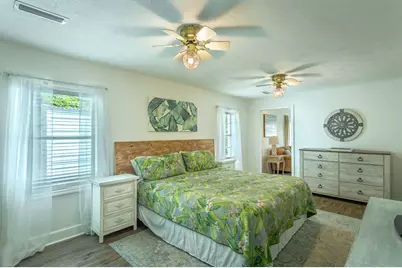 110 14th St, Apalachicola, FL 32320 - Photo 14