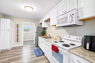 328 Ave C, Port Saint Joe, FL 32456 - Photo 14