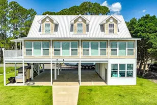 331 River Rd, Carrabelle, FL 32322 - Photo 2