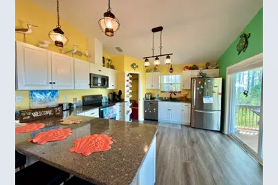 10 Ciera Ln, Eastpoint, FL 32328 - Photo 2