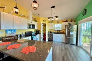 10 Ciera Ln, Eastpoint, FL 32328 - Photo 2