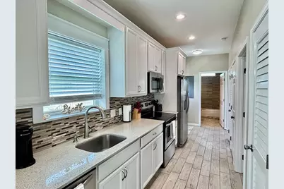 111 Ocean View Dr, Mexico Beach, FL 32456 - Photo 10