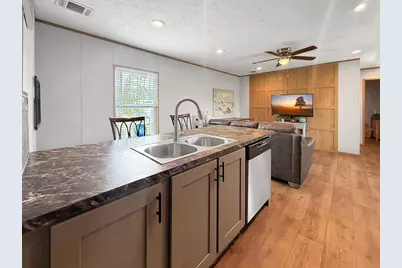 184 Chellsey St, Wewahitchka, FL 32465 - Photo 10