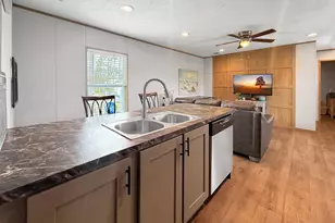 184 Chellsey St, Wewahitchka, FL 32465 - Photo 10