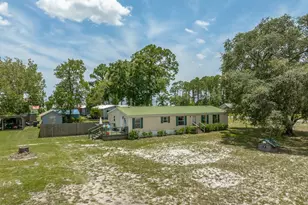 604 C C Land Rd, Eastpoint, FL 32328 - Photo 1
