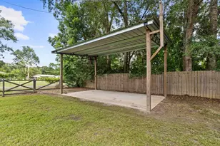 105 Riverview Dr, Wewahitchka, FL 32465 - Photo 20