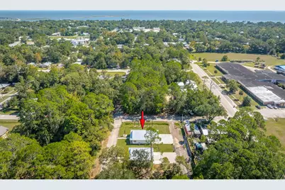 200 13th St, Apalachicola, FL 32320 - Photo 32