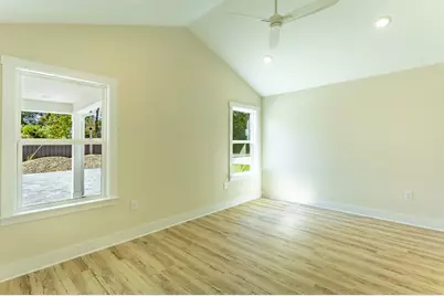 200 13th St, Apalachicola, FL 32320 - Photo 18