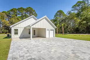 200 13th St, Apalachicola, FL 32320 - Photo 2