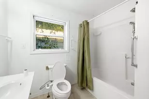 34 7th St, Apalachicola, FL 32320 - Photo 24