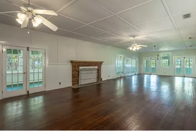 12 7th St, Apalachicola, FL 32320 - Photo 10