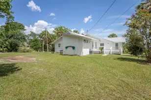 12 7th St, Apalachicola, FL 32320 - Photo 40