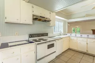 12 7th St, Apalachicola, FL 32320 - Photo 20