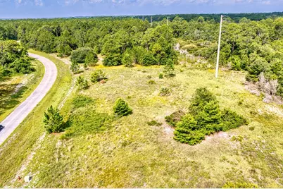 359 Gramercy Plantation Blvd, Eastpoint, FL 32328 - Photo 6