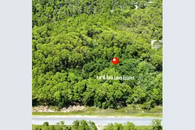 241 Twin Lakes Rd, Eastpoint, FL 32328 - Photo 2