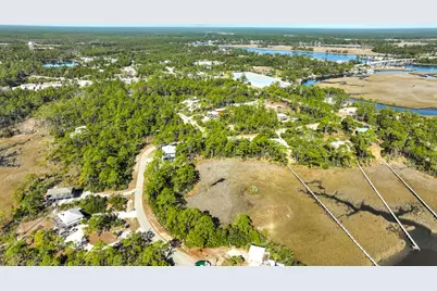 1622 Bayou Dr, Carrabelle, FL 32322 - Photo 8