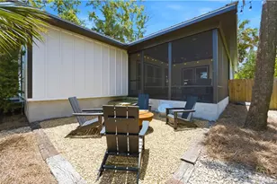 165 10th St, Apalachicola, FL 32320 - Photo 40
