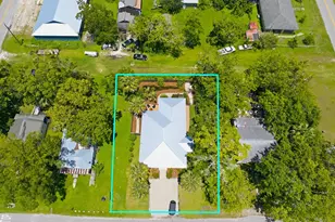 165 10th St, Apalachicola, FL 32320 - Photo 46