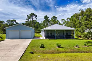 727 Timber Ridge Ct, Eastpoint, FL 32328 - Photo 2