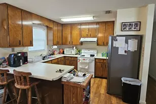 711 N W Ave C, Carrabelle, FL 32322 - Photo 4