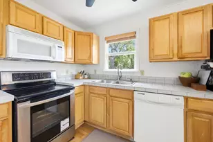 865 W Pine Ave, Saint George Island, FL 32328 - Photo 12