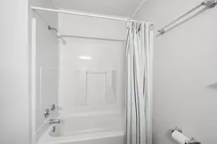 865 W Pine Ave, Saint George Island, FL 32328 - Photo 18