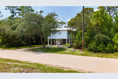 865 W Pine Ave, Saint George Island, FL 32328 - Photo 40