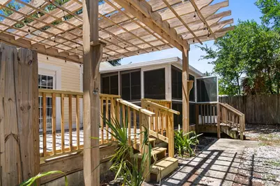 1033 McClelland Ave, Port Saint Joe, FL 32456 - Photo 26