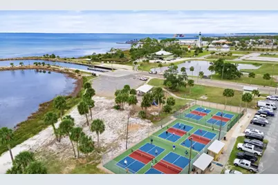 1033 McClelland Ave, Port Saint Joe, FL 32456 - Photo 38
