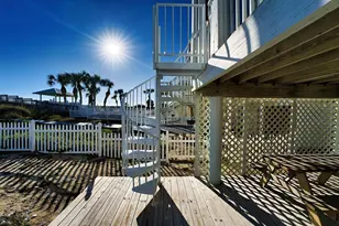 248 E Gorrie Dr, Saint George Island, FL 32328 - Photo 20