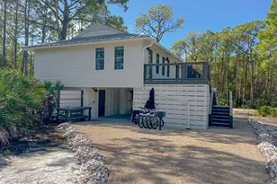 1404 Bayberry Ln, Saint George Island, FL 32328 - Photo 4