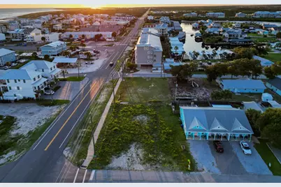 101 35th St, Mexico Beach, FL 32456 - Photo 10