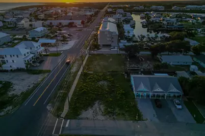 101 35th St, Mexico Beach, FL 32456 - Photo 12