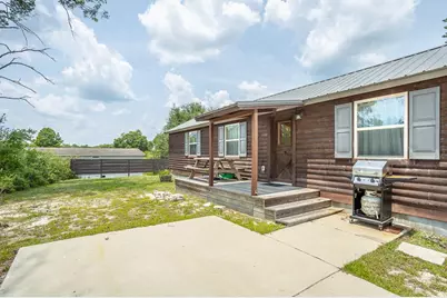 407 SE 9th St, Carrabelle, FL 32322 - Photo 4