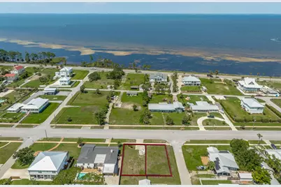 1301 Monument Ave, Port Saint Joe, FL 32456 - Photo 6