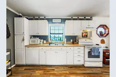 412 California Dr, Mexico Beach, FL 32456 - Photo 12