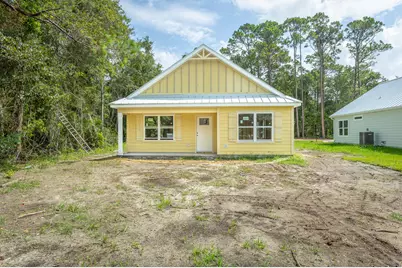 217 15th St, Apalachicola, FL 32320 - Photo 1