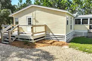 1846 Beacon St, Carrabelle, FL 32322 - Photo 2