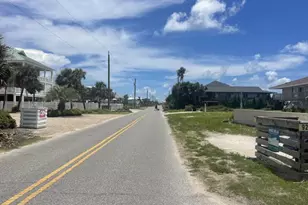 925 E Gorrie Dr, Saint George Island, FL 32328 - Photo 14