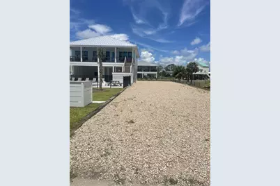 925 E Gorrie Dr, Saint George Island, FL 32328 - Photo 2