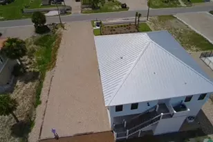 925 E Gorrie Dr, Saint George Island, FL 32328 - Photo 26