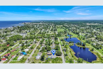 1916 Forest Park Ave, Port Saint Joe, FL 32456 - Photo 12