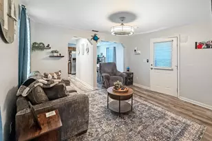 511 Woodward Ave, Port Saint Joe, FL 32456 - Photo 4