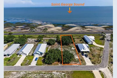 1688 St George's Ct, Eastpoint, FL 32328 - Photo 4